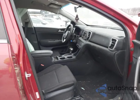 2018 Kia Sportage Lx z USA, uszkodzony, nr VIN KNDPMCAC3J7371479